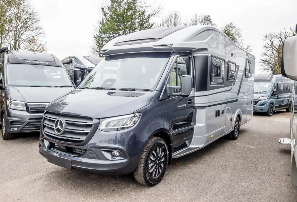 Adria Matrix Supreme MB 670 SL 