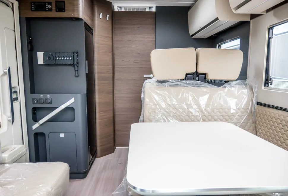 Adria Matrix Supreme MB 670 SL 