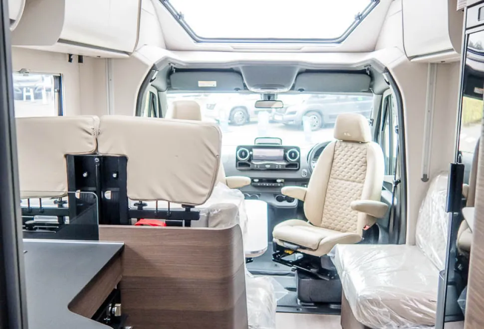 Adria Matrix Supreme MB 670 SL 