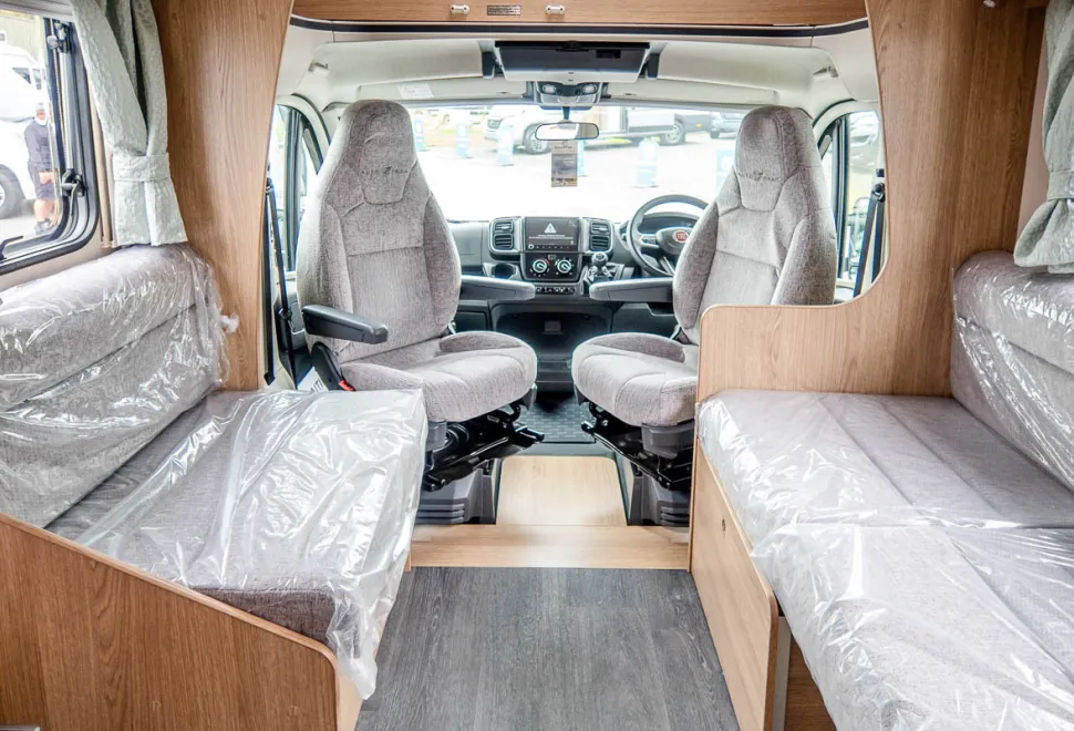 Autotrail Imala 736 G Hi Line 