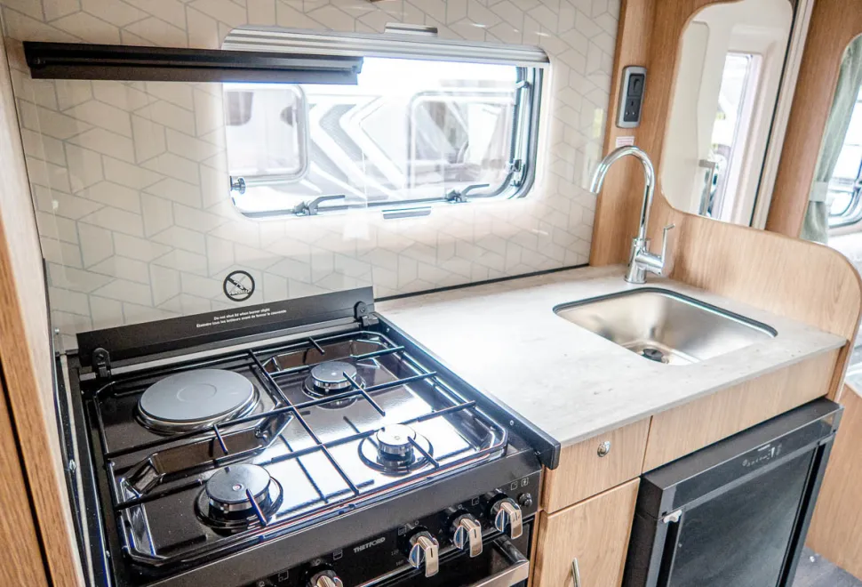 Autotrail Imala 736 G Hi Line 