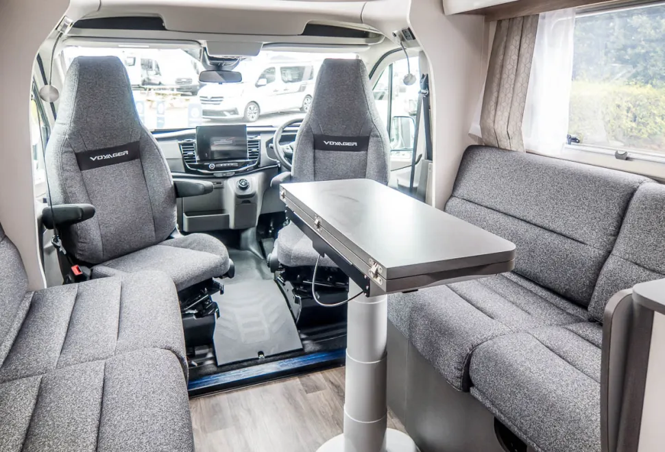 Swift Voyager 594 
