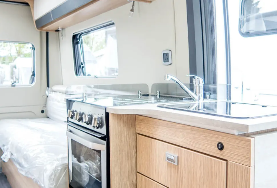 Autotrail V-Line 610 SE 