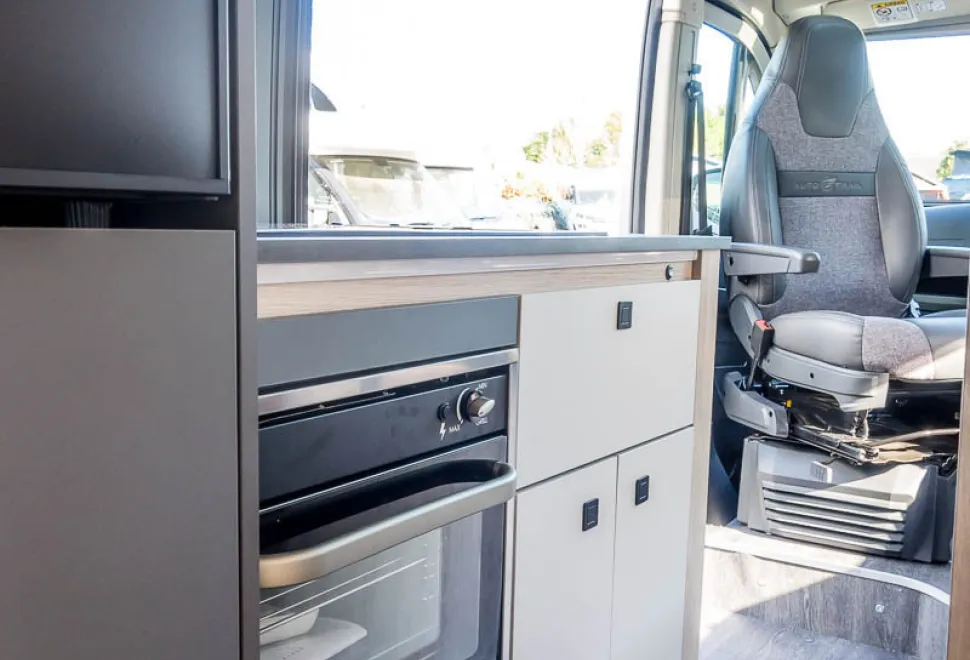 Autotrail Adventure 65 
