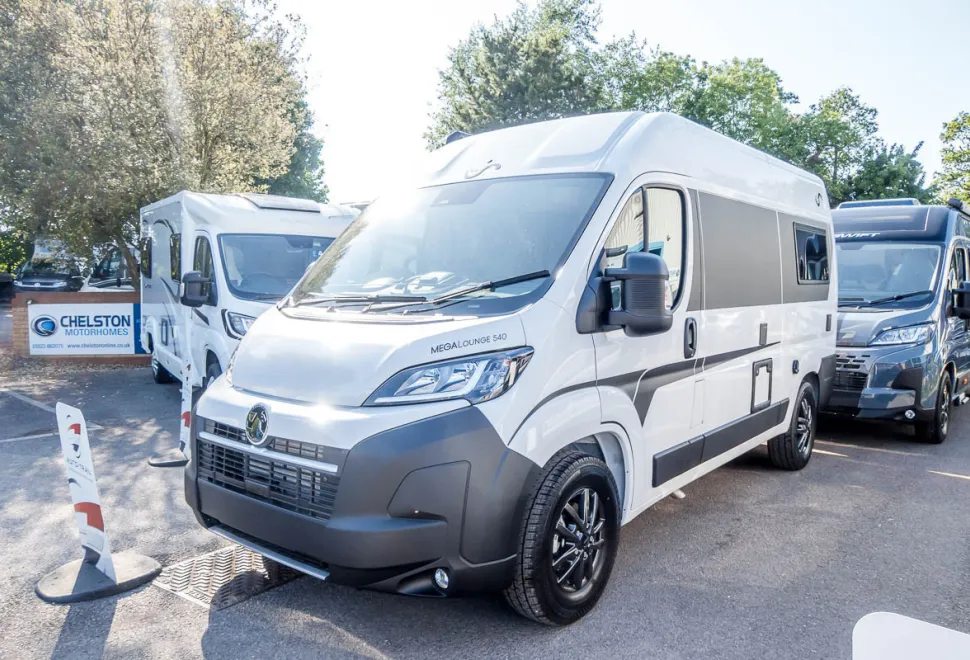 Mega Mobil Lounge 540 
