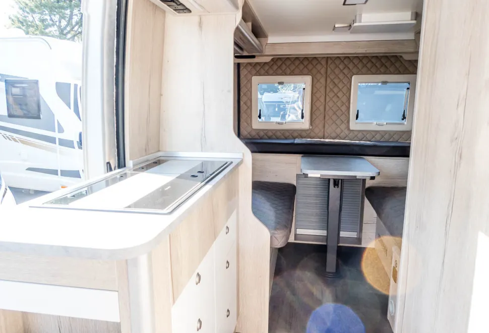 Mega Mobil Lounge 540 