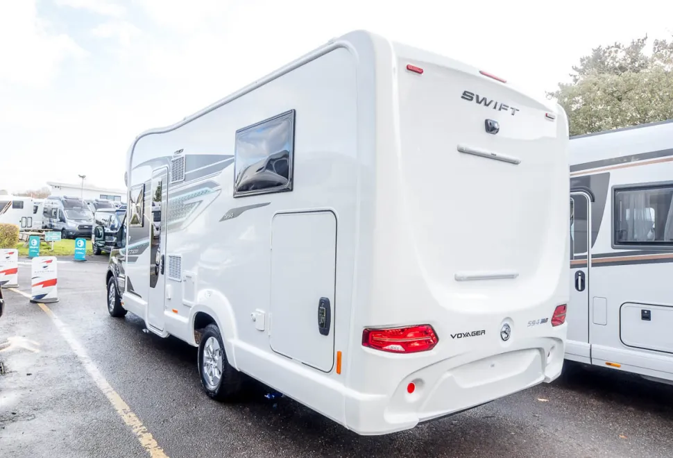 Swift Voyager 594 