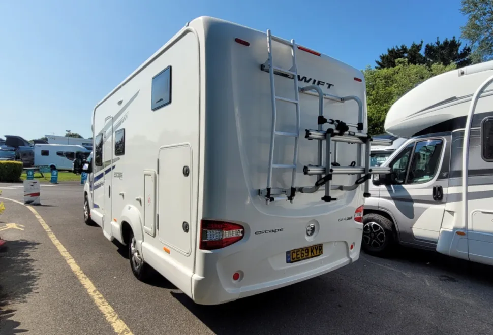 Swift Escape 684 2019
