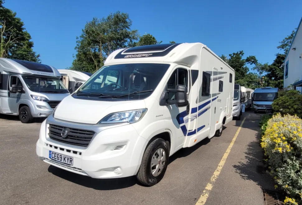 Swift Escape 684 2019