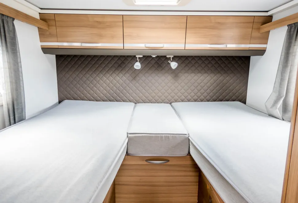 Adria Coral Axess 670 SL 2019
