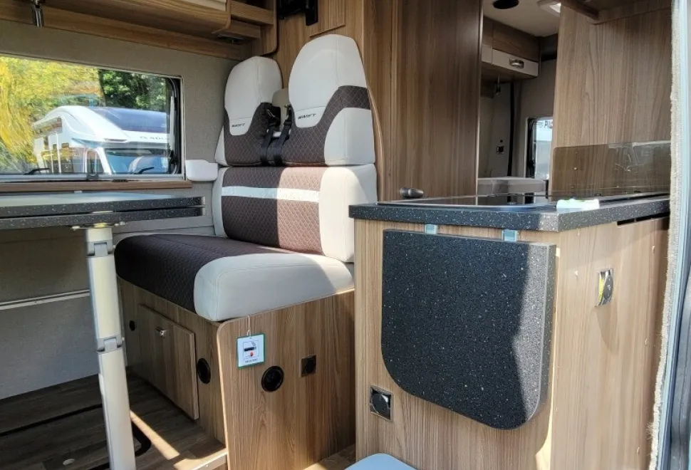 Swift Select 144 2023