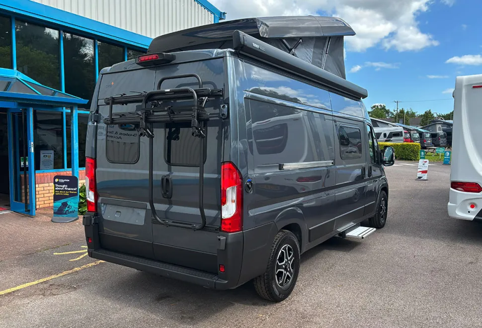 Carado CV 600 Pro Plus Pop Top 