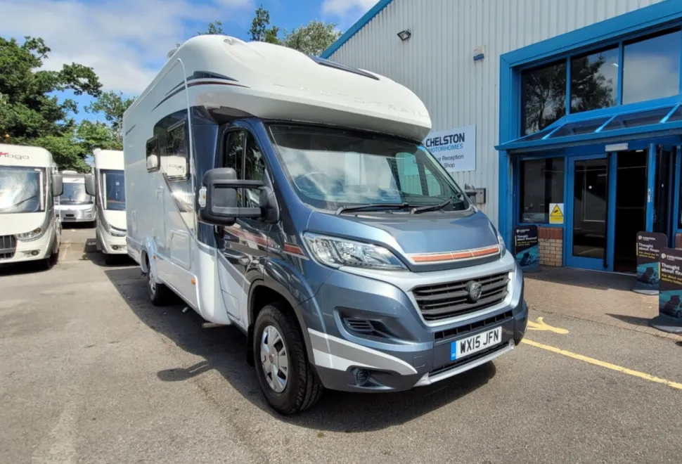Autotrail Tracker FB 2015