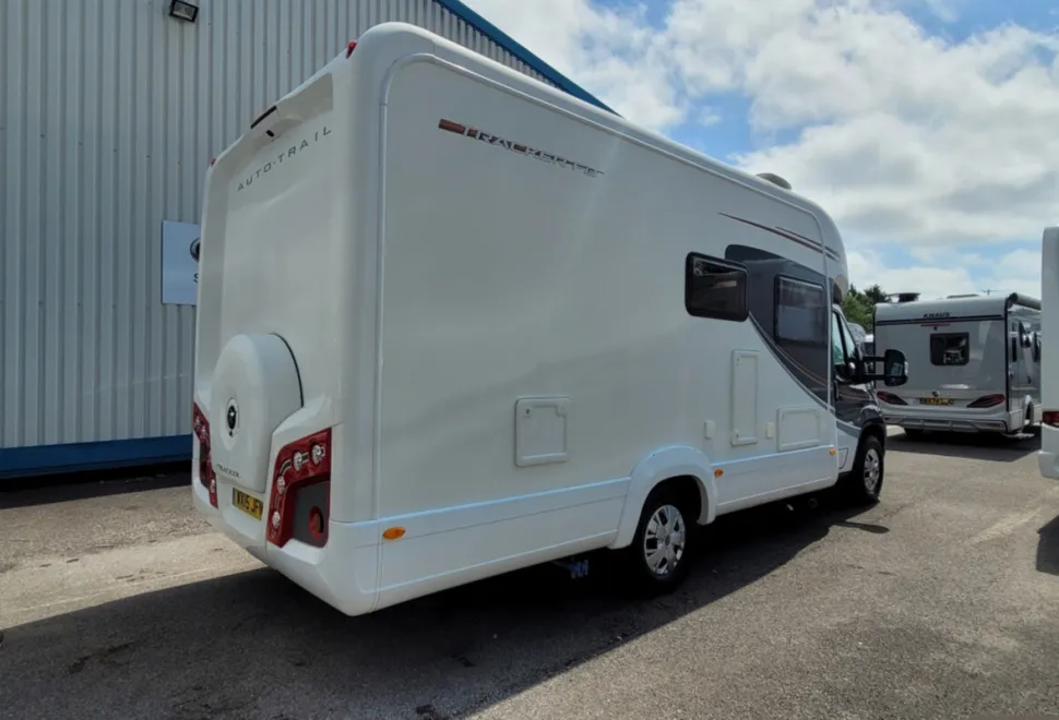 Autotrail Tracker FB 2015