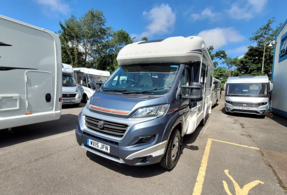 Autotrail Tracker FB 2015