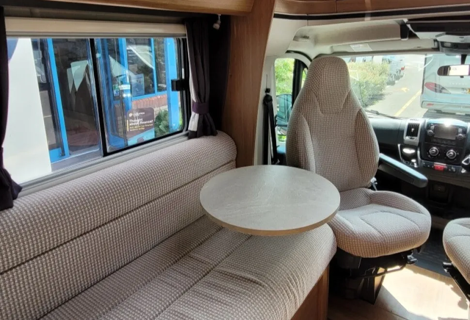 Autotrail Tracker FB 2015