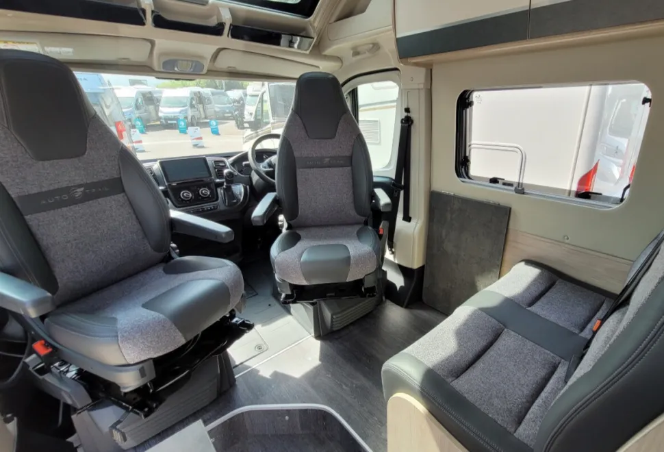Autotrail Adventure 65 