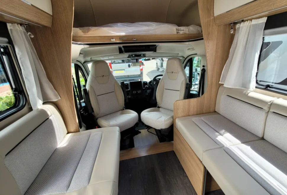 Autotrail Imala 736 G Hi Line 