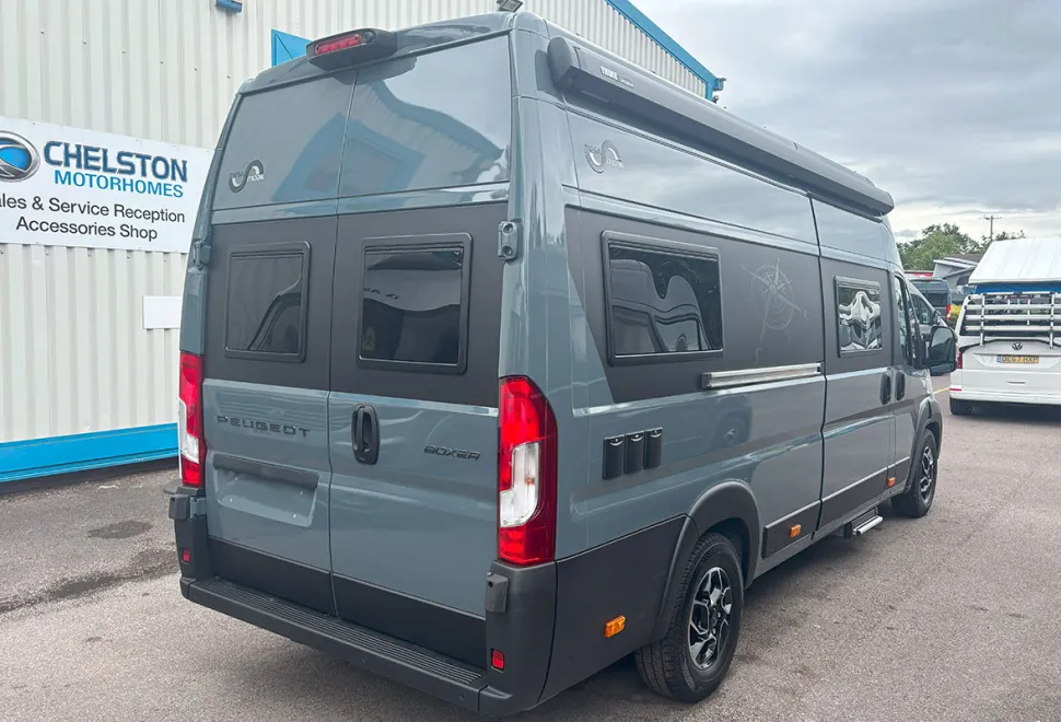 Mega Mobil Lounge 640 
