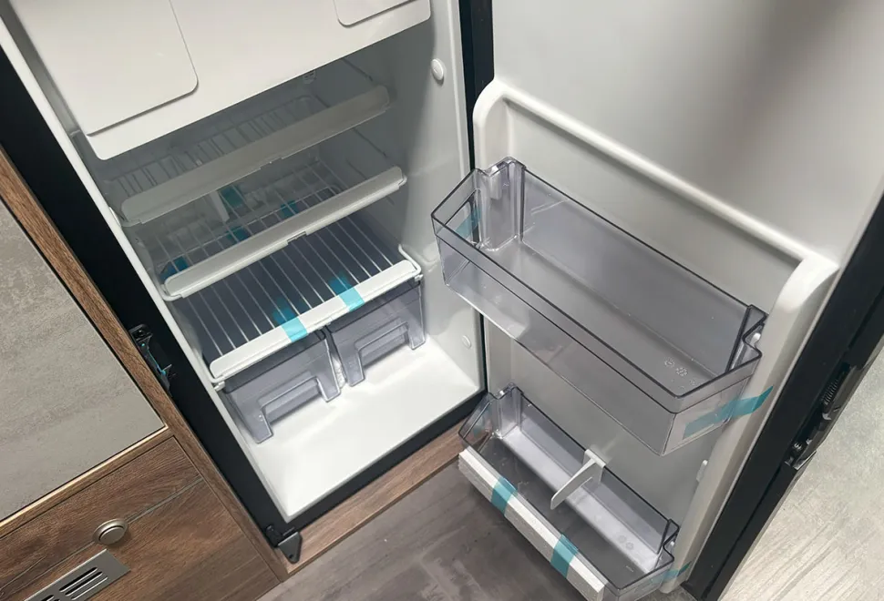 Mega Mobil Lounge 640 