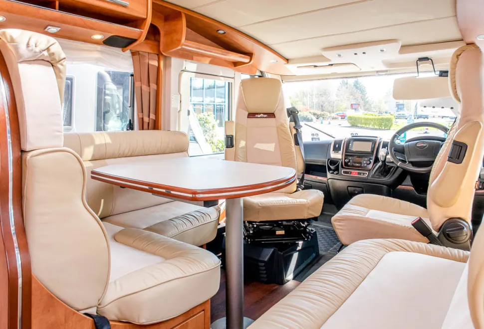 Carthago Chic C-Line XL 5.8 2017