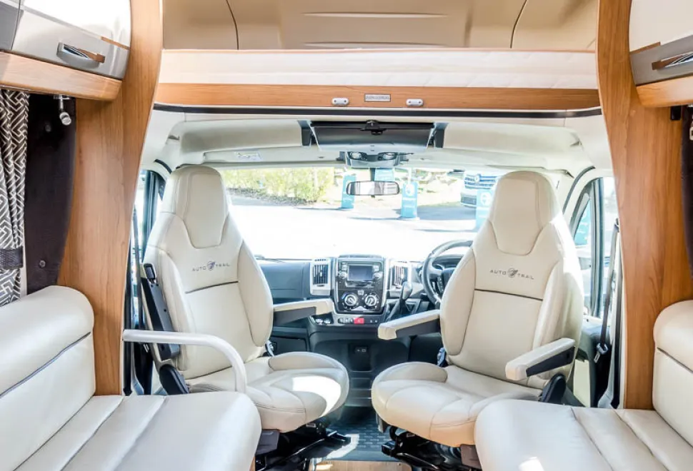 Autotrail Frontier Comanche 2019