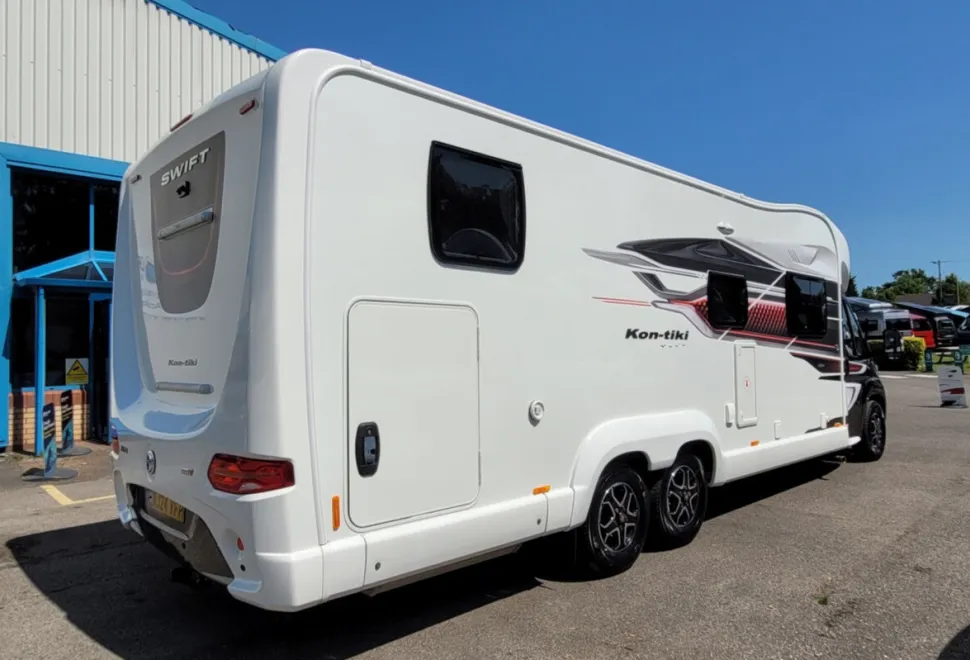 Swift Kontiki 884 2024