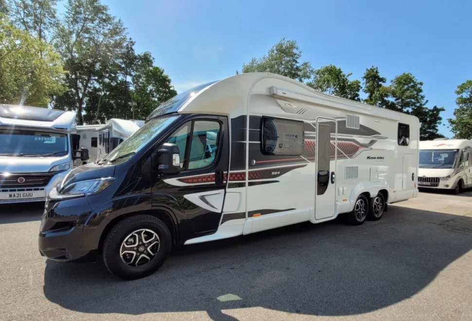 Swift Kontiki 884 2024
