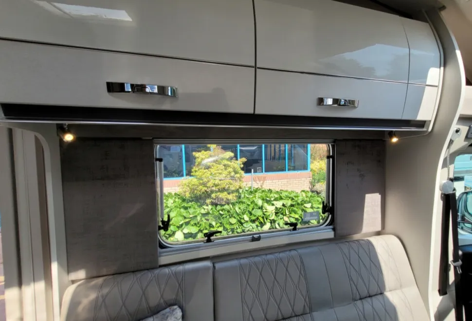 Swift Kontiki 884 2024