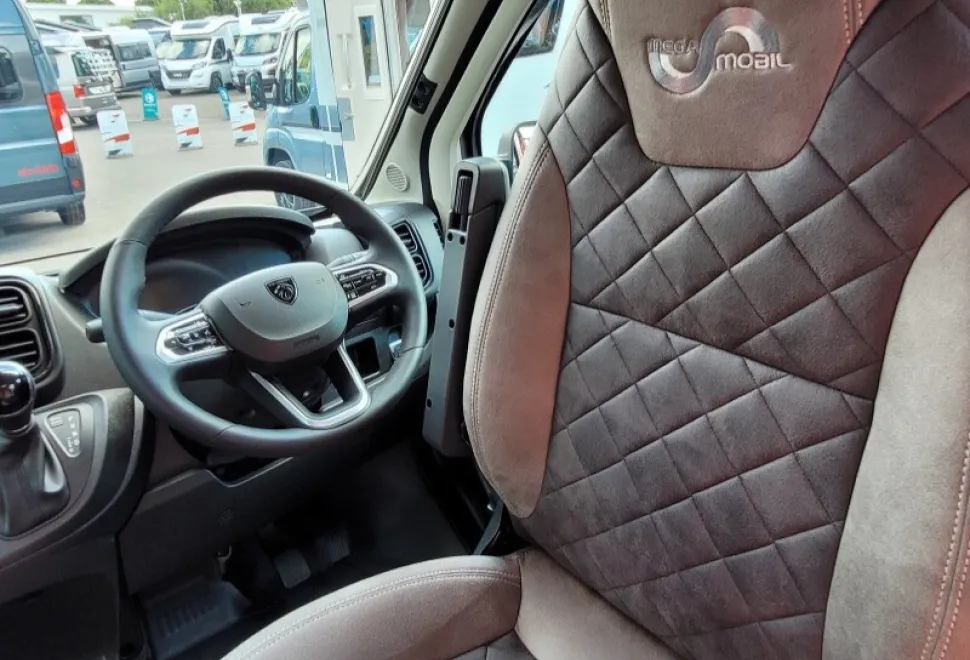 Mega Mobil Lounge 540 