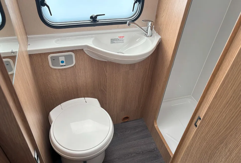 Autotrail Imala 736 G Lo Line 2024