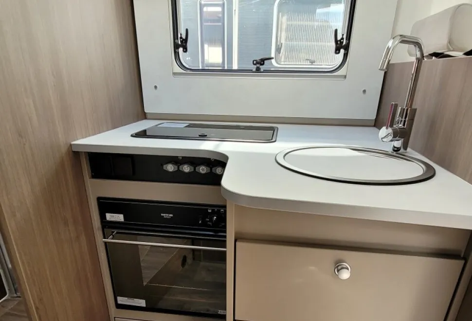 Carado T 447 Pro Plus 