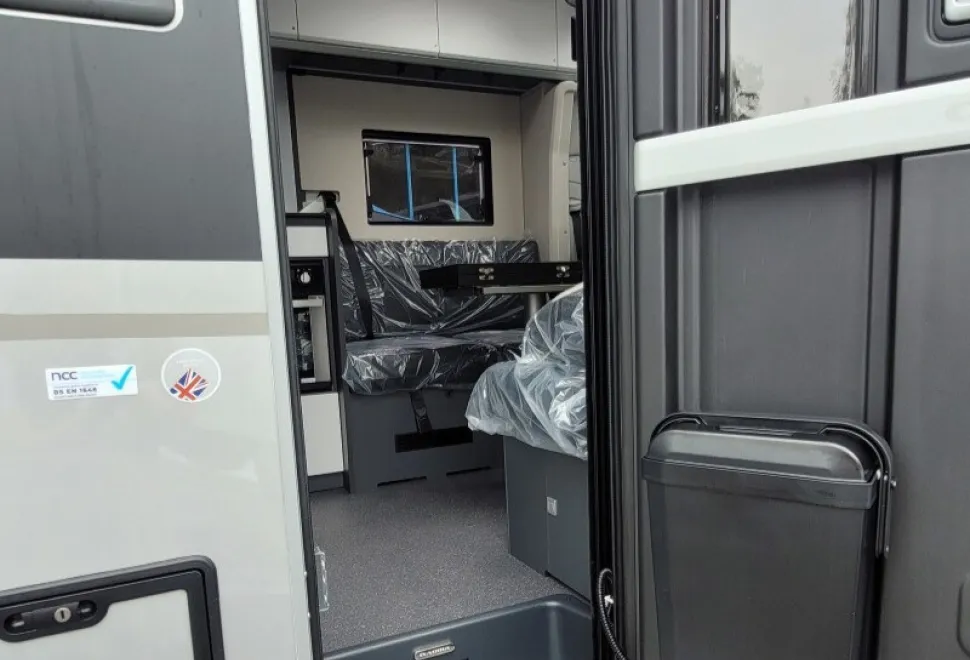 Adria Compact Max DL 