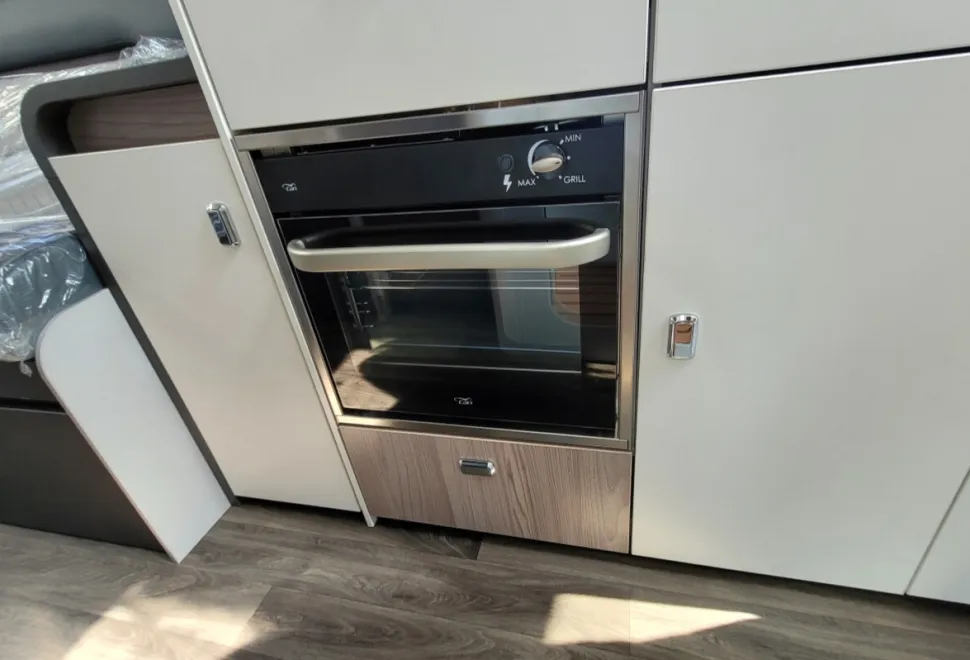 Swift Carrera 132 