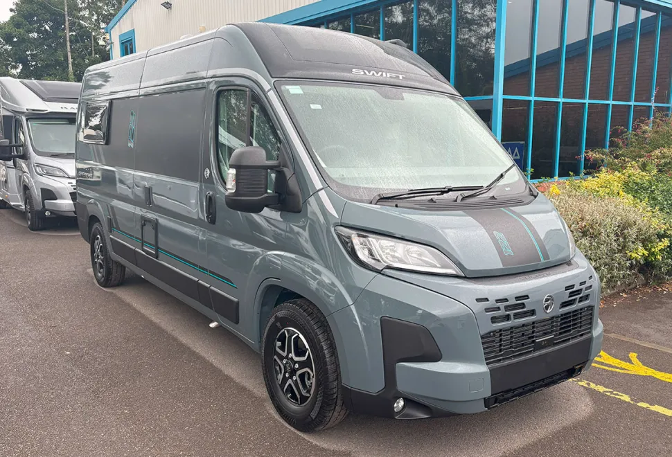 Swift Carrera 122 