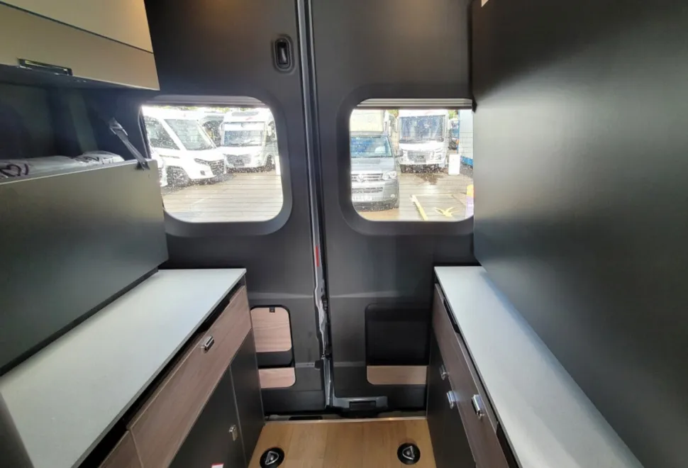 Swift Trekker S 