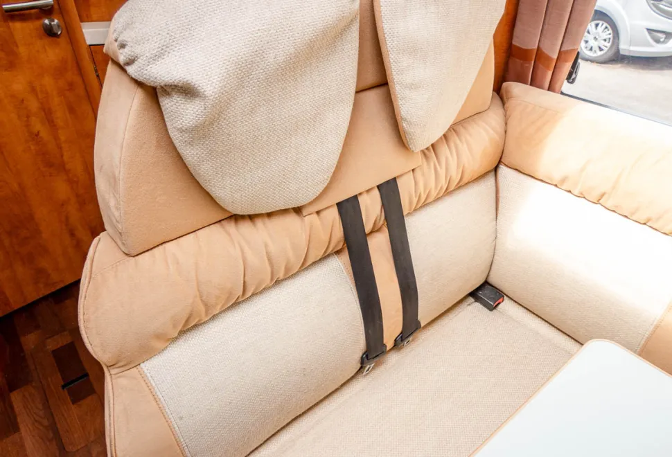Carthago Chic C-Line I 4.9 2015