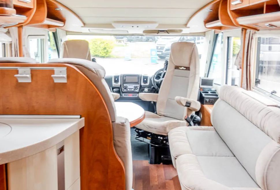 Carthago Chic C-Line XL 5.8 Q 2015