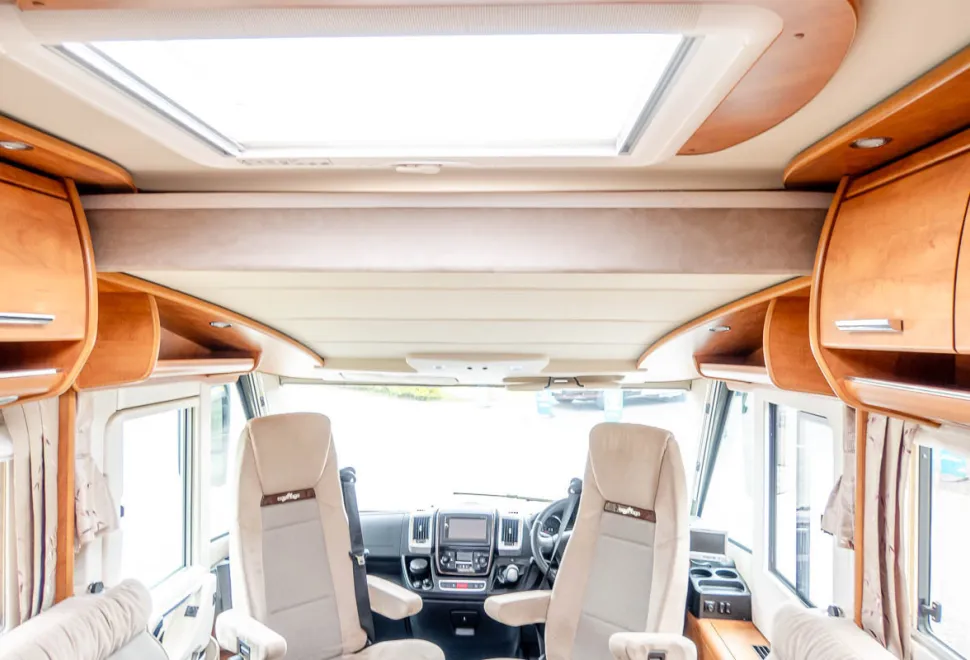 Carthago Chic C-Line XL 5.8 Q 2015