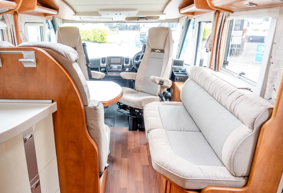 Carthago Chic C-Line XL 5.8 Q 2015