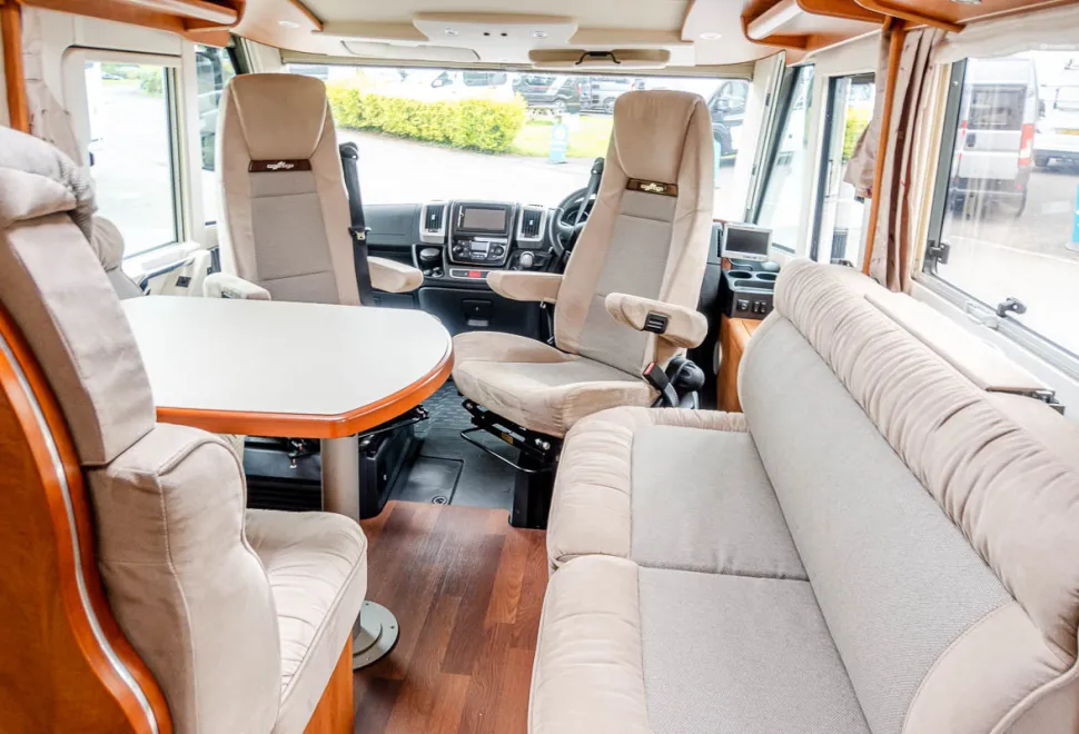 Carthago Chic C-Line XL 5.8 Q 2015