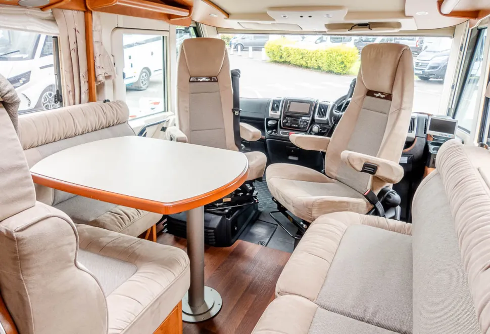 Carthago Chic C-Line XL 5.8 Q 2015