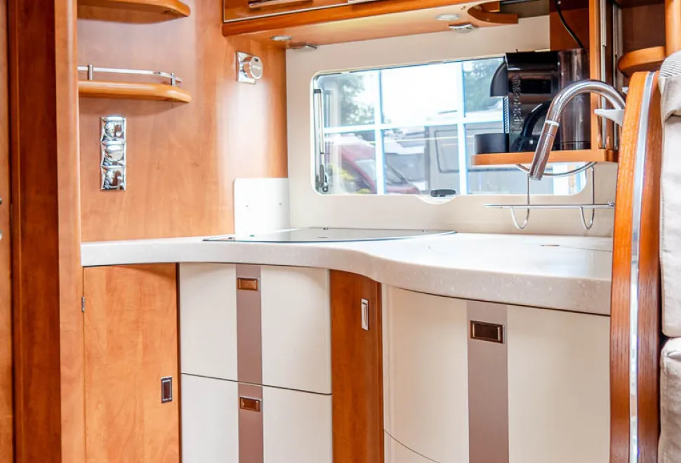 Carthago Chic C-Line XL 5.8 Q 2015