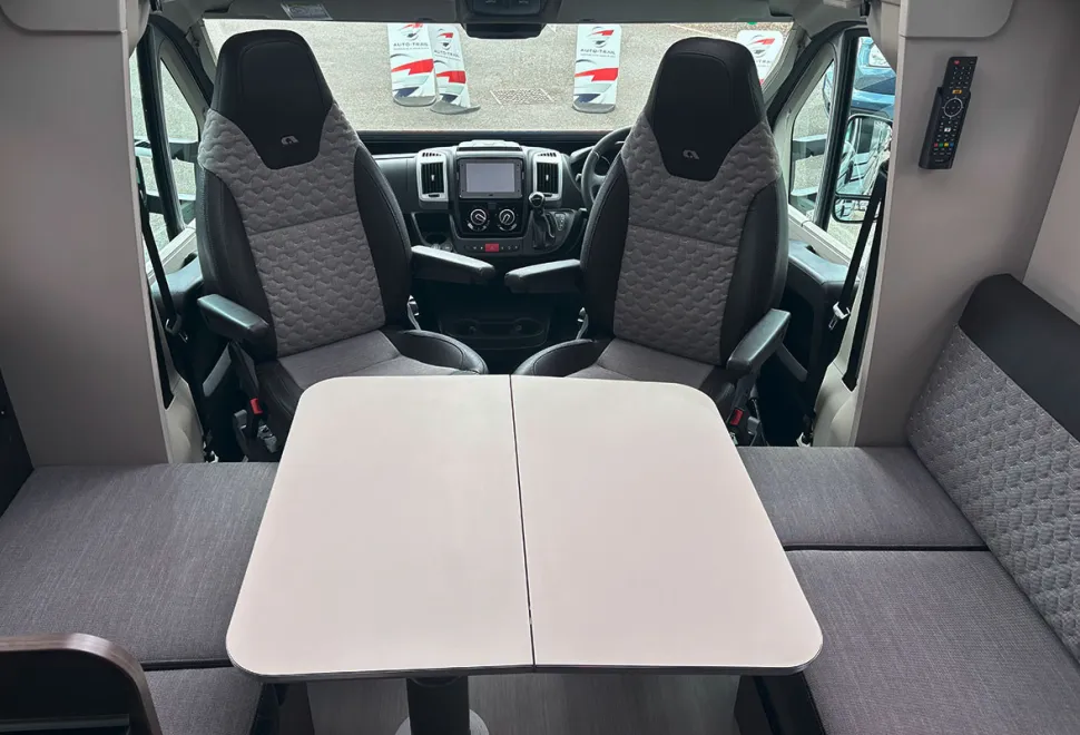 Adria Coral Supreme 670 DC 2021