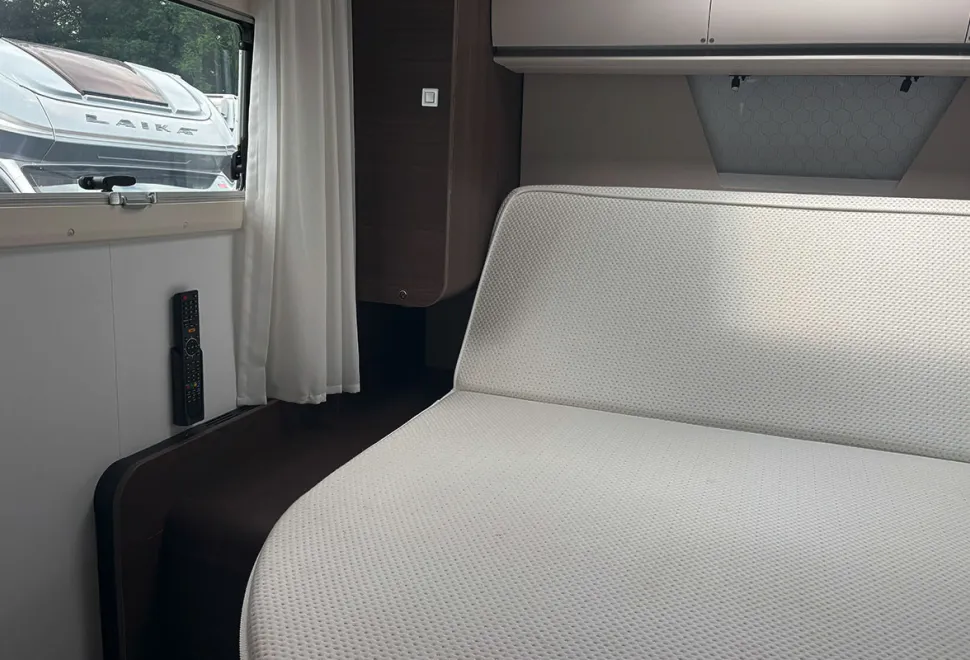 Adria Coral Supreme 670 DC 2021