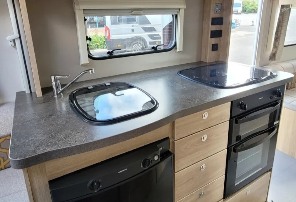 Elddis Evolution 196 2019