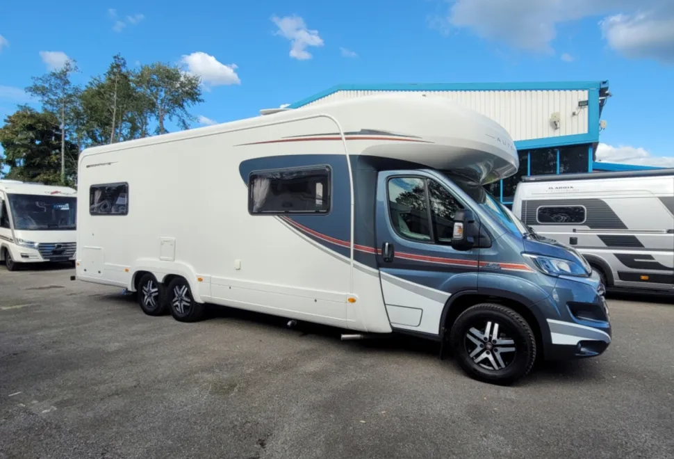 Autotrail Arapaho Lo Line 2015