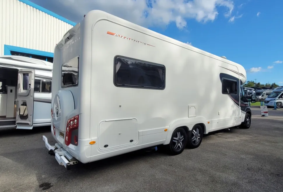 Autotrail Arapaho Lo Line 2015