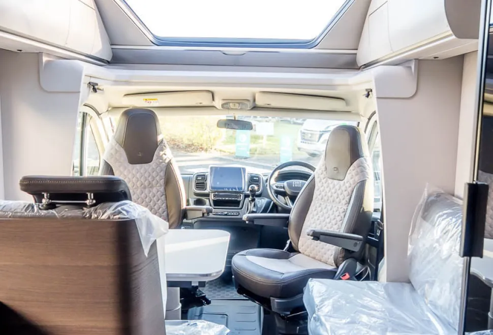 Adria Coral Supreme 670 SL 