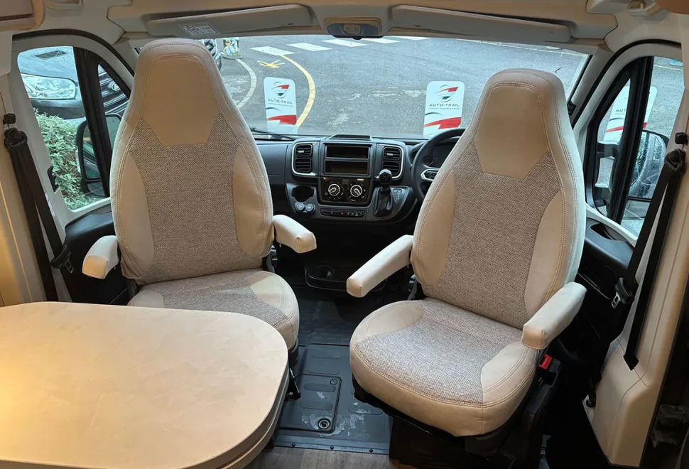 Carado CV 640 Pro Plus Pop Top 